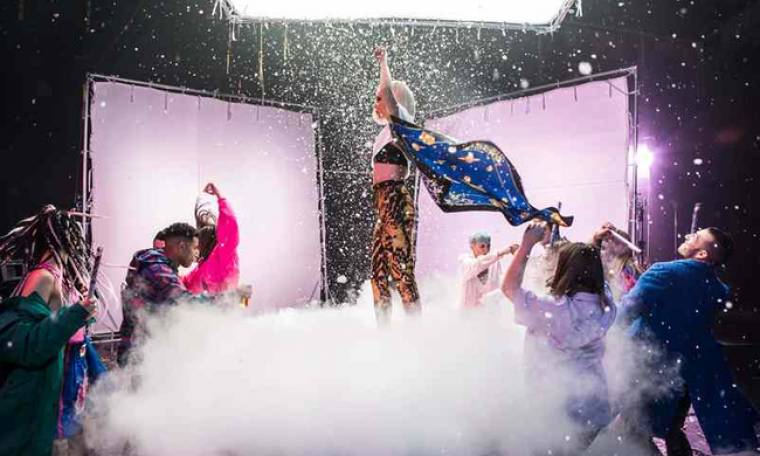 Eurovision 2019: Δείτε backstage φωτογραφίες της Τάμτα από τα γυρίσματα του «Replay»