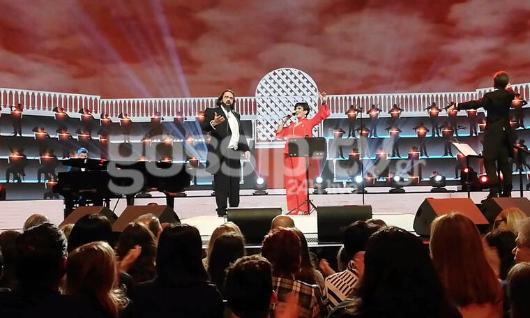 YFSF: Η Φιλίνη και ο Παναγόπουλος ως Liza Minnelli και Luciano Pavarotti στη σκηνή (video)