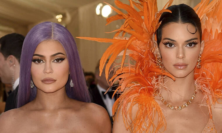 Met Gala 2019: H Kylie κι η Kendall έγιναν γοργόνες και τράβηξαν όλα τα βλέμματα πάνω τους