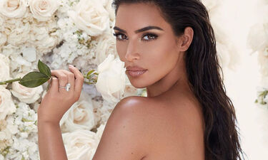 Η Kim Kardashian μας δείχνει πρώτη φορά τον γιο της