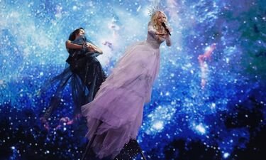 Eurovision 2019: Αυστραλία: Μάγεψε με την... ιπτάμενη εμφάνιση και το σκηνικό (Photos & Vid)