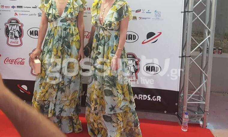  MAD Video Music Awards 2019: Με το ίδιο φόρεμα στο red carpet! Τυχαίο; (exclusive photos+videos)