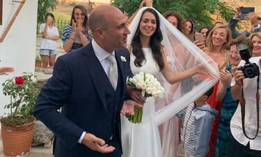 Κωνσταντίνος Μπογδάνος-Ελένη Καρβέλα: Ο παραδοσιακός γάμος τους στη Νάξο! (photos+videos)