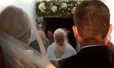 Just Married! Ο λαμπερός γάμος στην Πάρο δίπλα στη θάλασσα και η συγκίνηση! (Videos+photos)