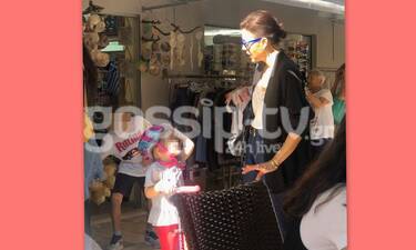 Σίσσυ Φειδά: Με την κούκλα κόρη της στο Ναύπλιο- Δείτε πόσο έχει μεγαλώσει (Photos)