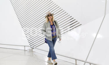 Η Άννα Βίσση για ψώνια στο αεροδρόμιο - Η στυλιστική εμμονή της (photos)