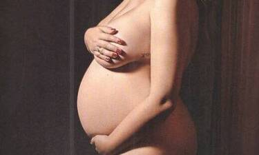 Ελληνίδα celebrity ποζάρει ολόγυμνη στον 7ο μήνα της εγκυμοσύνης της!