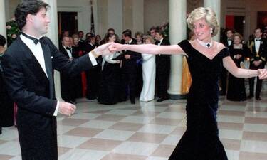 Πριγκίπισσα Νταϊάνα: Σε δημοπρασία το φόρεμα από τον χορό με τον Τζον Τραβόλτα (Photos)