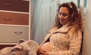 Γέννησε η Κλέλια Πανταζή! Οι πρώτες φωτογραφίες του μωρού μέσα από το μαιευτήριο! (photos)
