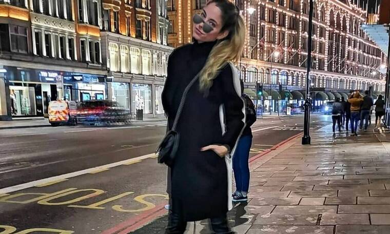 Δούκισσα Nομικού: Δες την να κάνει βόλτες στο Λονδίνο και σίγουρα θα ζηλέψεις το outfit της! 