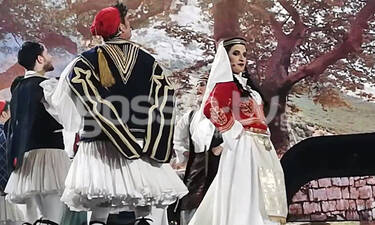 YFSF: Ένα βλάχικο γλέντι στο stage  – Η Δανάη Λουκάκη σε ρόλο τσελιγκοπούλας κι ο guest τσέλιγκας 