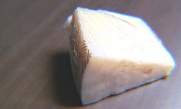 Γιατί το τυρί δεν πρέπει να αποθηκεύεται με διάφανη μεμβράνη