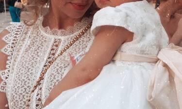 Γνωστό μοντέλο βάφτισε την κόρη της μετά την καραντίνα (Photos)
