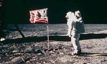 Τι απέγιναν τελικά οι σημαίες στη Σελήνη;