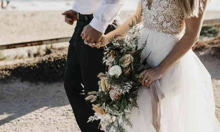 Και άλλος γάμος στην ελληνική σόουμπιζ! Παντρεύεται γνωστός τραγουδιστής!