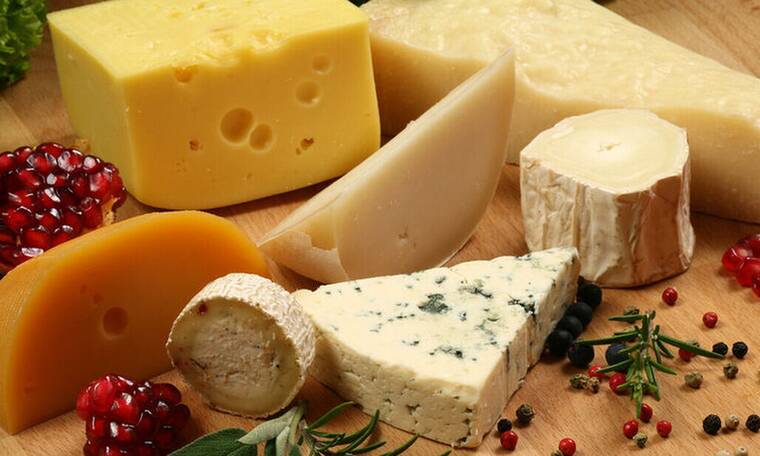 Αυτά είναι τα τυριά που πρέπει να τρως με μέτρο