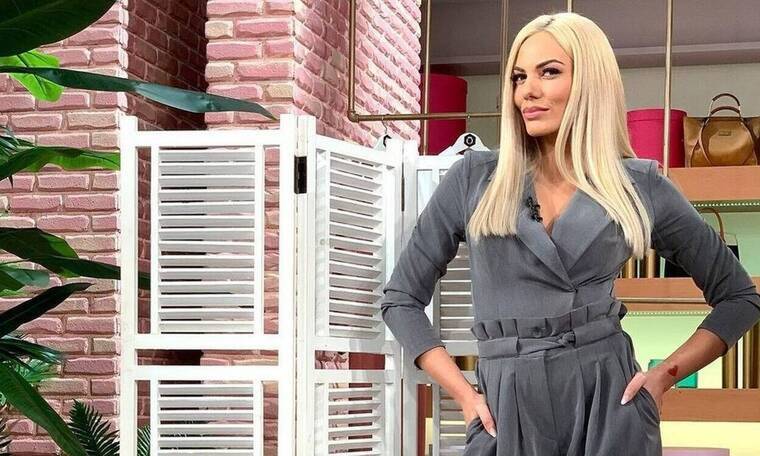 Η Ιωάννα Μαλέσκου φόρεσε τις γόβες που όλες πρέπει να αποκτήσουμε μέσα στο 2021