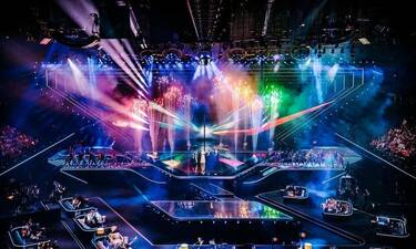 Eurovision 2021 Τελικός: Η φαντασμαγορική έναρξη της βραδιάς!