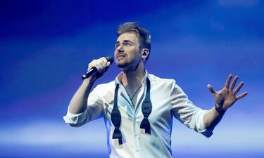 Eurovision 2021 Β’ Ημιτελικός: Εσθονία: Μαγνήτισε τα βλέμματα ο κούκλος Εσθονός