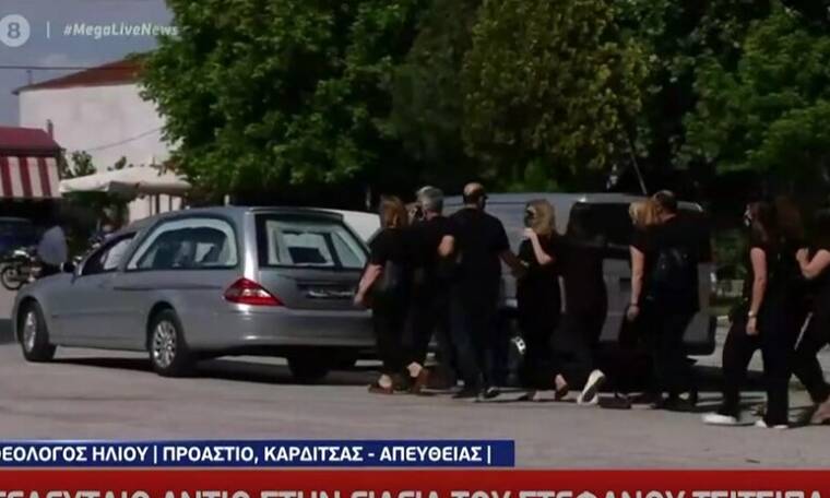 Στέφανος Τσιτσιπάς: Έγινε σήμερα η κηδεία της γιαγιάς του - Απών ο τενίστας