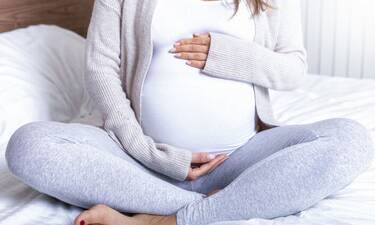 Ευχάριστα νέα! Πασίγνωστη Ελληνίδα τραγουδίστρια είναι έγκυος στο πρώτο της παιδί!