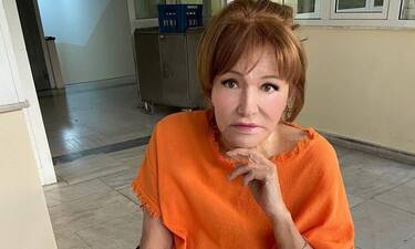 Μαίρη Χρονοπούλου: Στο νοσοκομείο ξανά η ηθοποιός (Photos)