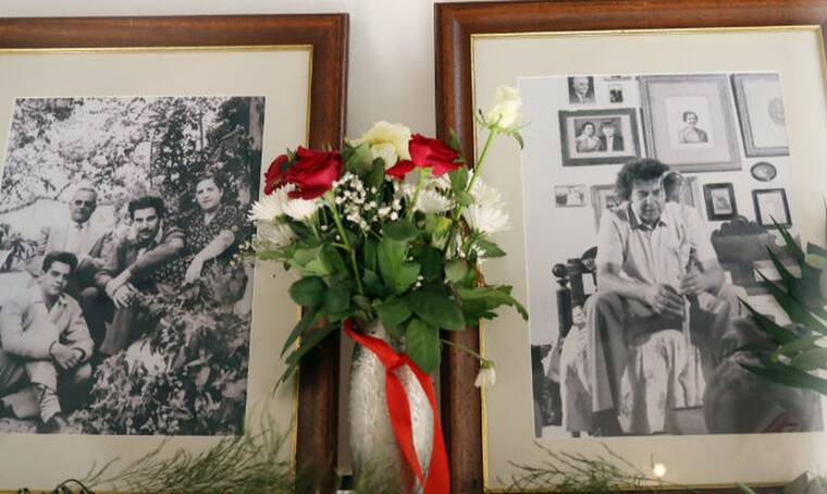 Κηδεία Μίκη Θεοδωράκη: Φωτογραφίες από το σπίτι του μουσικοσυνθέτη στον Γαλατά Χανίων