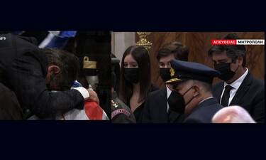 Κηδεία Φώφης Γεννηματά: Συντετριμμένη η οικογένειά της! (photos+videos)