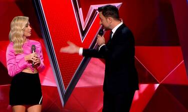 The Voice: Η πρώτη εμφάνιση της Βάλιας Χατζηθεοδώρου στο πλατό του σόου! (video)