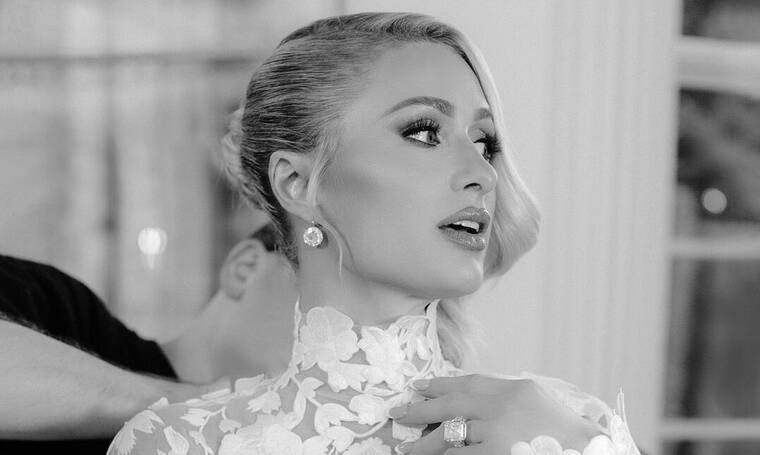 Paris Hilton: To τριήμερο πάρτι και τα τέσσερα νυφικά – Όλα είχαν ένα κοινό στοιχείο