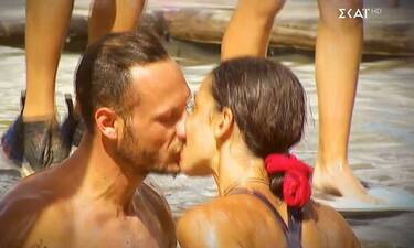 Survivor: Η στιγμή που η Μυριέλλα και ο Κατσαούνης παραδίνονται στο πάθος τους! Το πρώτο καυτό φιλί