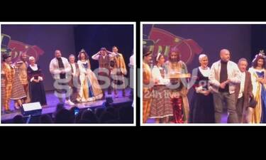 Γενέθλια στο θέατρο για τον Σπύρο Μπιμπίλα - Η τούρτα έκπληξη και η... ηλικία (exclusive video)