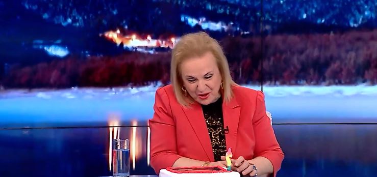 Κοινωνία Ώρα MEGA: Η έκπληξη στη Ματίνα Παγώνη για τα γενέθλιά της! (Video)  | Gossip-tv.gr
