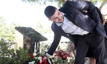 Γιώργος Καραϊβάζ: Τρισάγιο στη μνήμη του, έναν χρόνο μετά τον θάνατό του (Photos)