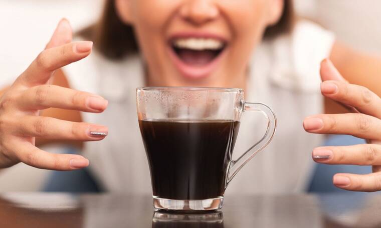 Κόψατε την καφεΐνη; Ποιες είναι οι πιθανές παρενέργειες (εικόνες)