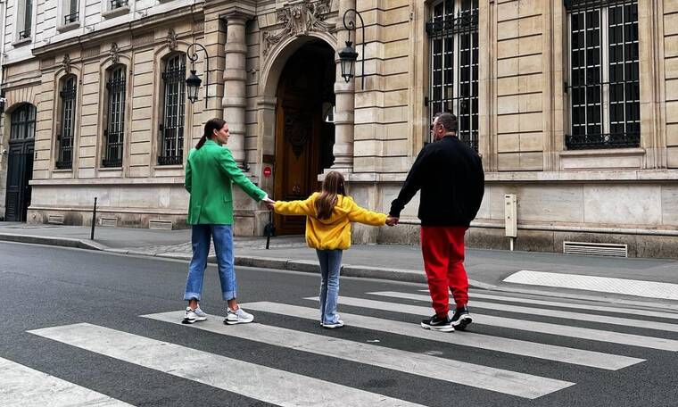 Αγκαλιές και βόλτες στο Παρίσι για Ρέμο - Μπόσνιακ μαζί με την κόρη τους