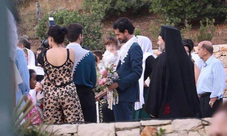Ορφέας Αυγουστίδης: Οι αδημοσίευτες φωτό από το γάμο, ο επώνυμος κουμπάρος και το «ευχαριστώ»