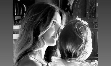 Σιντορέλα Τόλη: Το φωτογραφικό άλμπουμ από την βάφτιση της κόρης της- Οι τρυφερές φωτογραφίες!