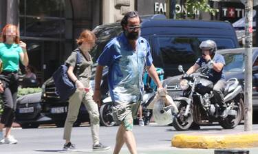 Tάσος Νούσιας: Ο Στεφανής από τον «Σασμό» κάνει τις καλοκαιρινές του βόλτες στο κέντρο της Αθήνας!