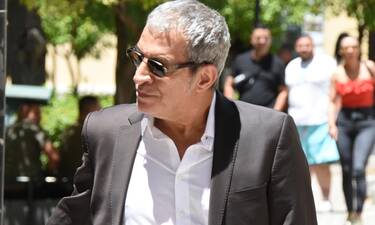 Θέμης Αδαμαντίδης: Στο εδώλιο σήμερα μετά την καταγγελία της συντρόφου του για ξυλοδαρμό
