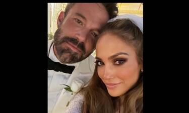 Jennifer Lopez-Ben Affleck: Οι πρώτες φωτό από τον γάμο τους - Η τραγουδίστρια ήταν εκθαμβωτική