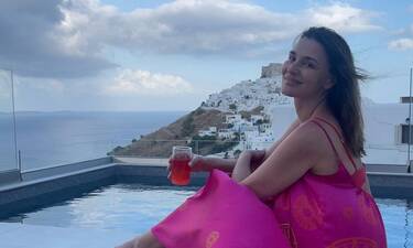 H Μαρία Ναυπλιώτου ποζάρει topless στην Κρήτη και γίνεται viral