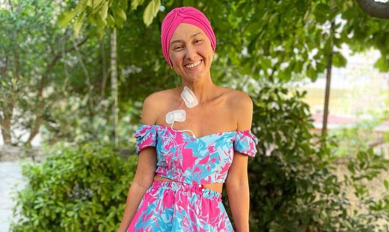 Ρεγγίνα Μακέδου: Μας δείχνει τις αλλαγές της εμφάνισής της, λόγω της περιπέτειας με τον καρκίνο!