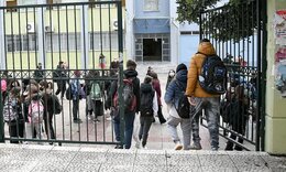 Αγρίνιο: Άγριο επεισόδιο σε Λύκειο - Μαθητές χτύπησαν καθηγητές - Newsbomb.gr