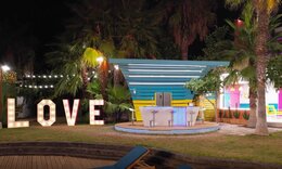 Love Island: Τα νέα ζευγάρια και η πρώτη αποχώρηση