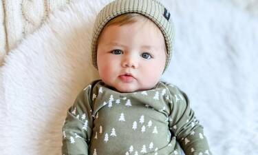 Πρώτες γιορτές με το μωρό: Ιδέες για χριστουγεννιάτικα outfits