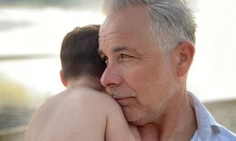 Χάρης Χριστόπουλος: Η τρυφερή φωτογραφία αγκαλιά με τον γιο του